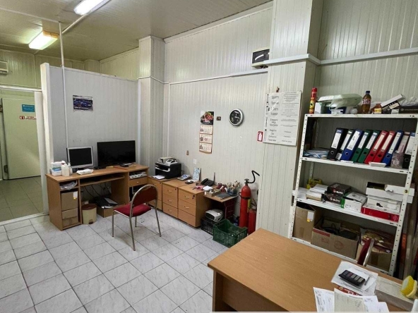 Промишлена сграда в Асеновград - 302 кв.м за 1656 €/кв.м - Снимка #1