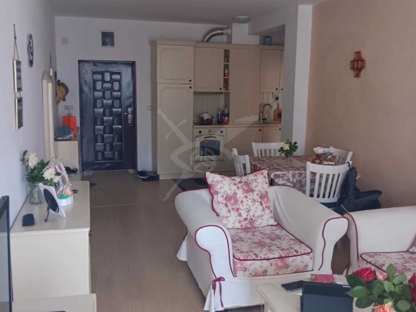 Двустаен апартамент в Поморие - 80 кв.м за 810 €/кв.м - Снимка #1