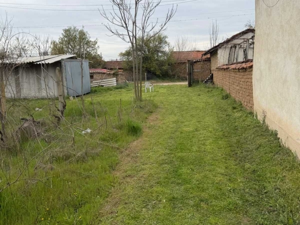Къща в с. Стрелци, Област Пловдив - 129 кв.м за 87 €/кв.м - Снимка #1