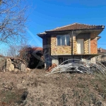 Къща в с. Ръжево, Област Пловдив - 100 кв.м за 243 €/кв.м - Снимка #1