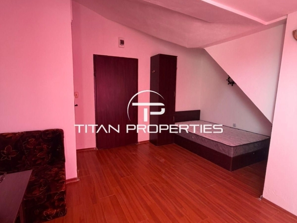 Едностаен апартамент в Бургас, Център - 34 кв.м за 1800 €/кв.м - Снимка #1