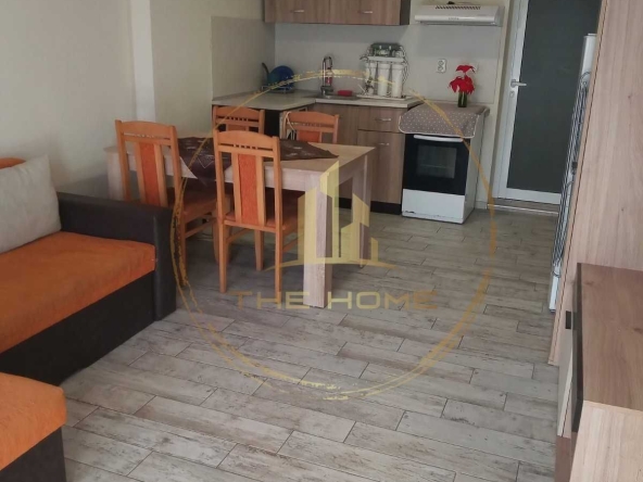 Дава се под наем Двустаен апартамент в Варна, Аспарухово - 40 кв.м за 338.64 € - Снимка #1