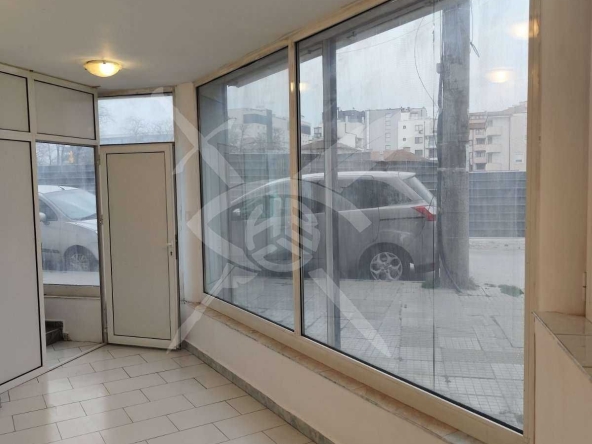 Дава се под наем Офис в Пловдив, Каменица 1 - 72 кв.м за 348.84 € - Снимка #1