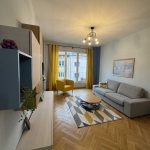 Дава се под наем Тристаен апартамент в София, Център - 95 кв.м за 1097.01 € - Снимка #1