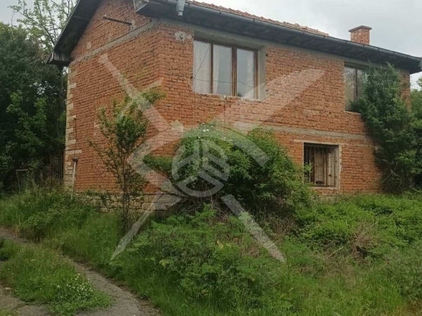 Къща в с. Есен, Област Бургас - 100 кв.м за 85 €/кв.м - Снимка #1