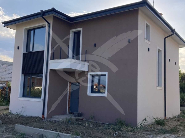 Къща в Пловдив, Беломорски - 200 кв.м за 1450 €/кв.м - Снимка #1