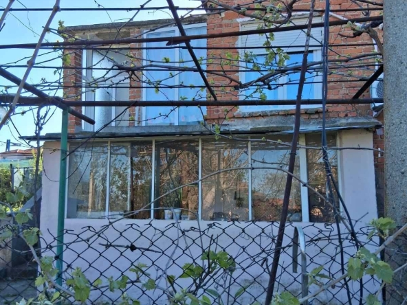 Къща в с. Пирне, Област Бургас - 150 кв.м за 221 €/кв.м - Снимка #1