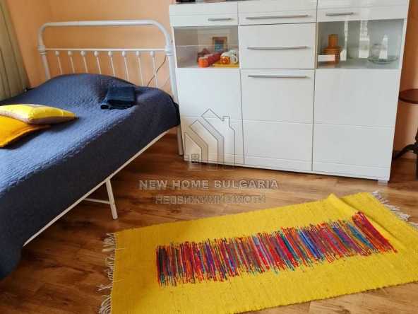 Дава се под наем Едностаен апартамент в София, Лозенец - 30 кв.м за 398.82 € - Снимка #1