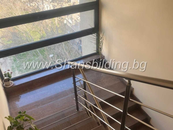Двустаен апартамент в Пловдив, Коматевски възел - 75 кв.м за 884 €/кв.м - Снимка #1