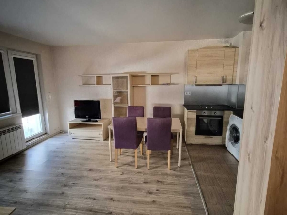 Дава се под наем Двустаен апартамент в София, Витоша - 60 кв.м за 648.21 € - Снимка #1