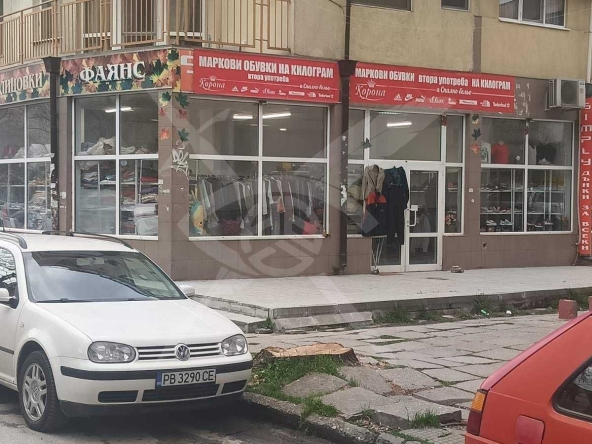 Магазин в Пловдив, Кючук Париж - 89 кв.м за 946 €/кв.м - Снимка #1