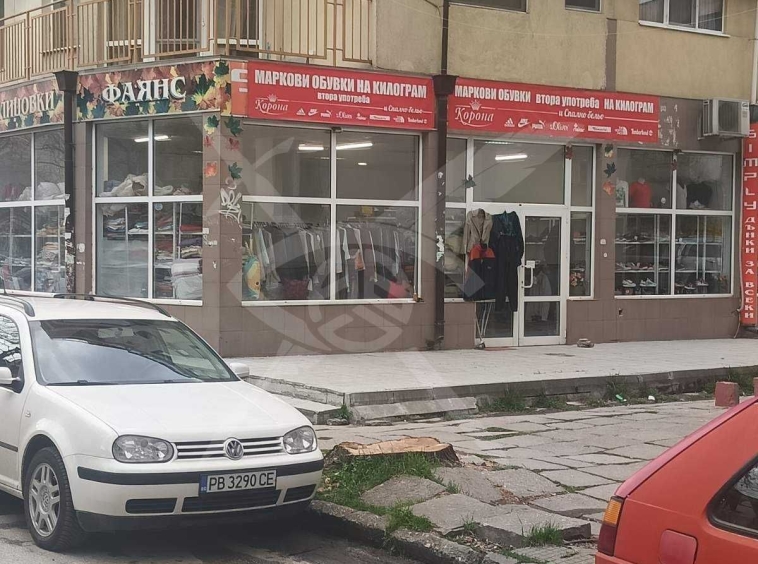 Магазин в Пловдив, Кючук Париж - 89 кв.м за 946 €/кв.м - Снимка #1
