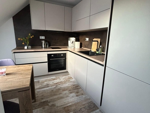 Двустаен апартамент в София, Витоша - 48 кв.м за 2081 €/кв.м - Снимка #1