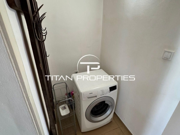 Двустаен апартамент в Бургас, Център - 60 кв.м за 1061 €/кв.м - Снимка #1