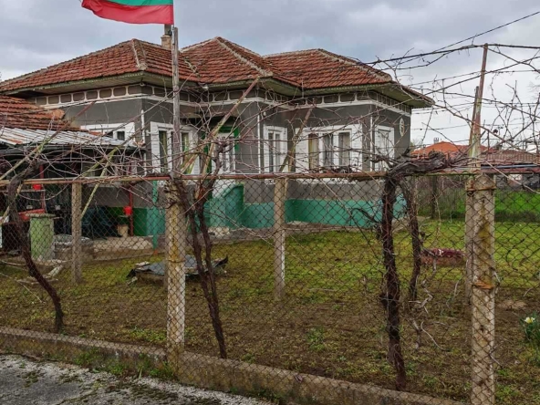 Къща в с. Срацимир, Област Силистра - 60 кв.м за 272 €/кв.м - Снимка #1