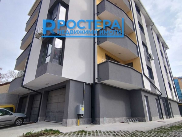 Тристаен апартамент в Търговище, Вароша - 82 кв.м за 840 €/кв.м - Снимка #1