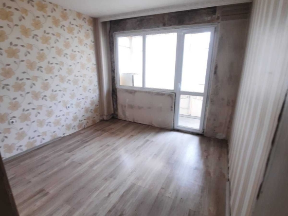 Двустаен апартамент в Шумен, Пазара - 55 кв.м за 788 €/кв.м - Снимка #1