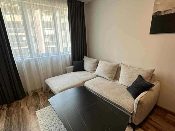 Дава се под наем Двустаен апартамент в Пловдив, Южен - 75 кв.м за 458.49 € - Снимка #1
