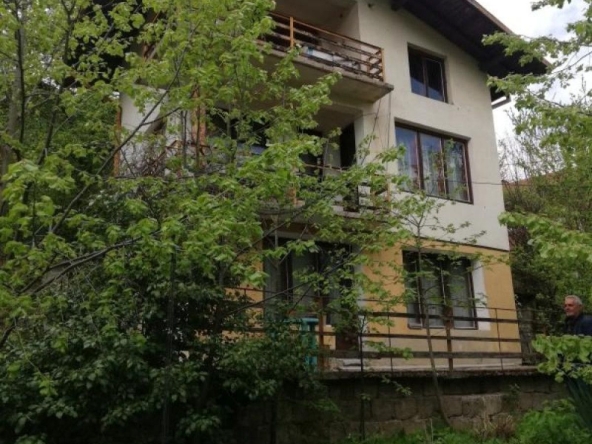 Къща в с. Рударци, Област Перник - 120 кв.м за 1000 €/кв.м - Снимка #1