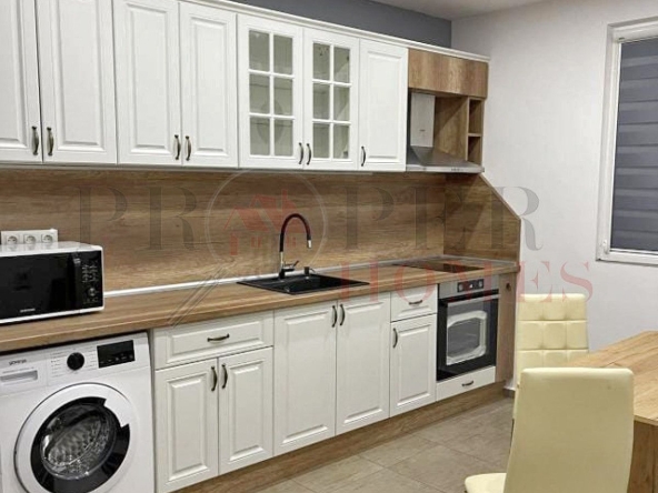 Тристаен апартамент в Велико Търново, Колю Фичето - 90 кв.м за 1423 €/кв.м - Снимка #1