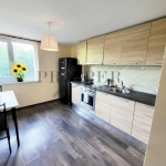 Дава се под наем Тристаен апартамент в Велико Търново, Стара част - 110 кв.м за 382.5 € - Снимка #1