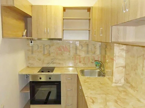 Дава се под наем Тристаен апартамент в Велико Търново, Бузлуджа - 86 кв.м за 300 € - Снимка #1