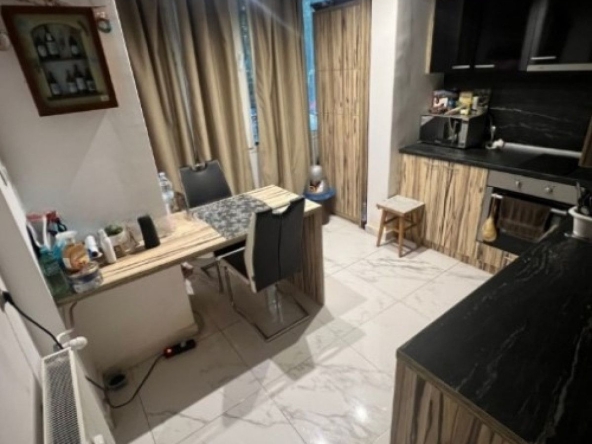 Тристаен апартамент в София, Бъкстон - 77 кв.м за 2598 €/кв.м - Снимка #1