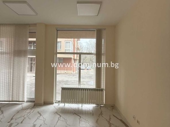 Дава се под наем Офис в София, Връбница 2 - 84 кв.м за 1000 € - Снимка #1