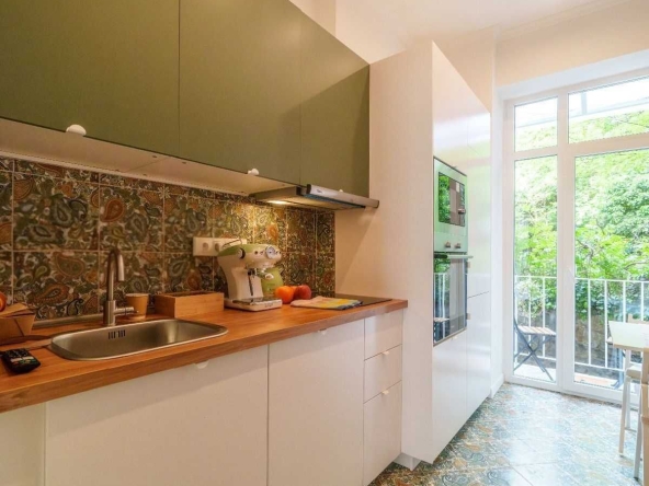 Двустаен апартамент в София, Център - 40 кв.м за 7225 €/кв.м - Снимка #1