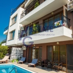 Хотел в Созопол - 334 кв.м за 1498 €/кв.м - Снимка #1