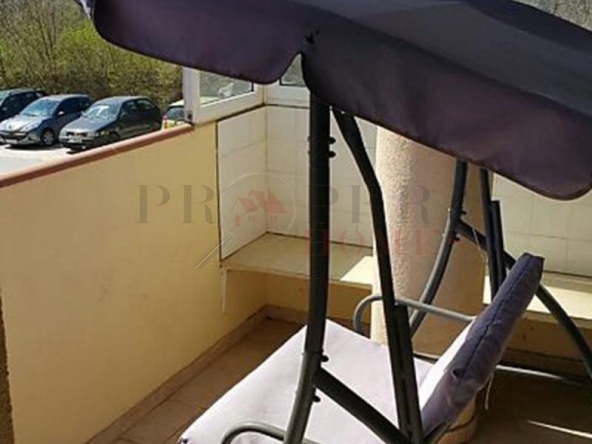 Дава се под наем Тристаен апартамент в Велико Търново, Акация - 80 кв.м за 357 € - Снимка #1