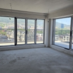 Тристаен апартамент в София, Гоце Делчев - 188 кв.м за 2103 €/кв.м - Снимка #1