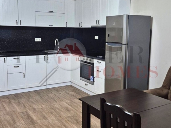 Дава се под наем Тристаен апартамент в Велико Търново, Колю Фичето - 110 кв.м за 357 € - Снимка #1