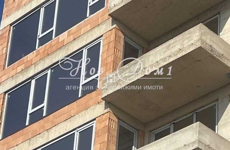 Четиристаен апартамент в с. Аспарухово, Област Варна - 227 кв.м за 910 €/кв.м - Снимка #1