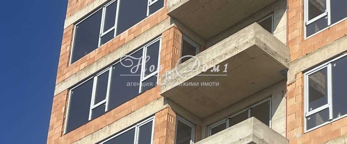 Четиристаен апартамент в с. Аспарухово, Област Варна - 227 кв.м за 910 €/кв.м - Снимка #1