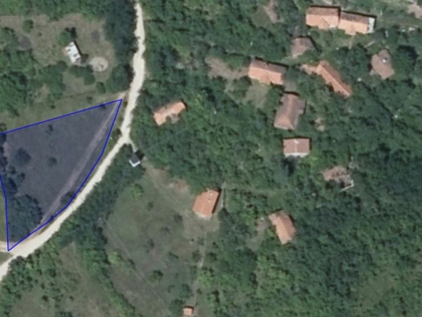 Парцел в с. Косача, Област Перник - 1200 кв.м за 7 €/кв.м - Снимка #1