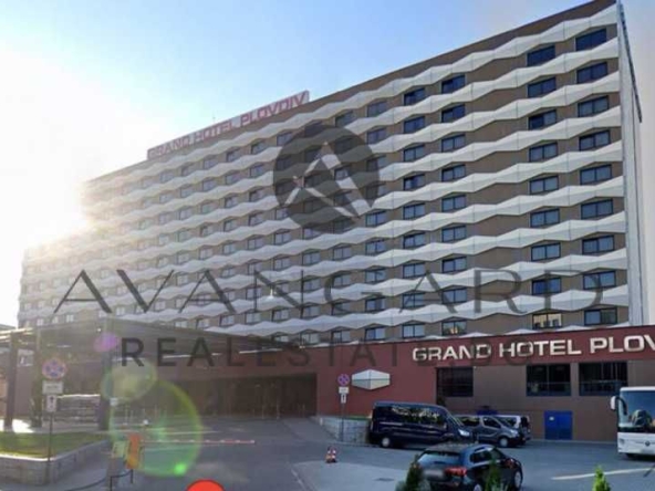 Гараж / Паркомясто в Пловдив, Кършияка - 20 кв.м за 1750 €/кв.м - Снимка #1