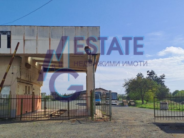 Офис в Средец - 1620 кв.м за 2161 €/кв.м - Снимка #1