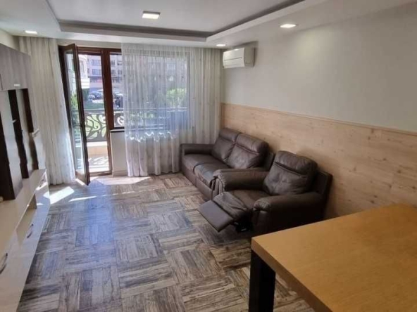 Дава се под наем Четиристаен апартамент в София, Младост 3 - 130 кв.м за 1250 € - Снимка #1