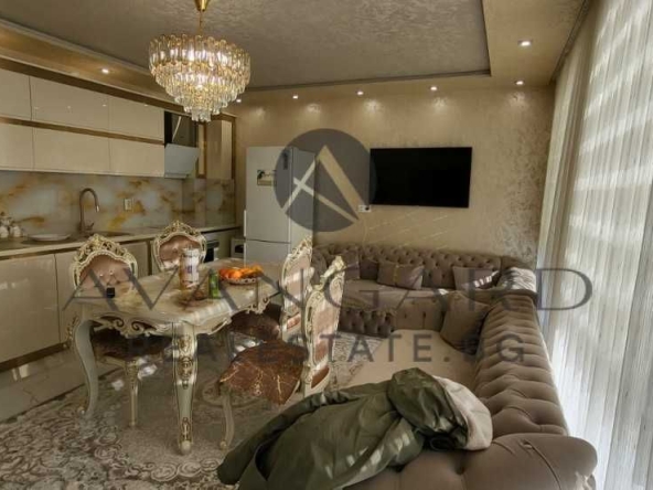 Двустаен апартамент в Пловдив, Център - 67 кв.м за 2400 €/кв.м - Снимка #1