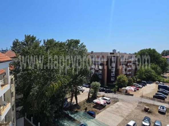 Тристаен апартамент в к.к. Слънчев бряг - 81 кв.м за 809 €/кв.м - Снимка #1