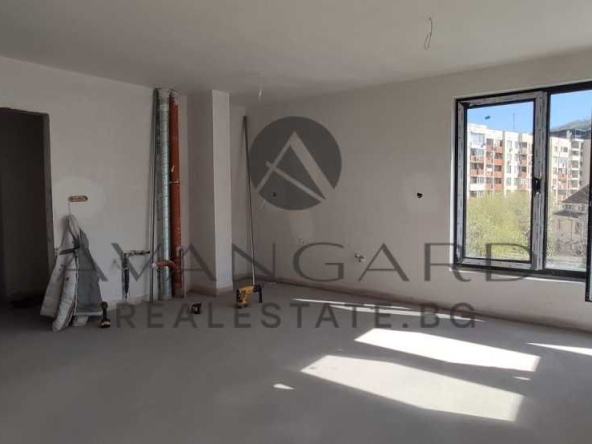 Тристаен апартамент в Пловдив, Център - 180 кв.м за 624 €/кв.м - Снимка #1