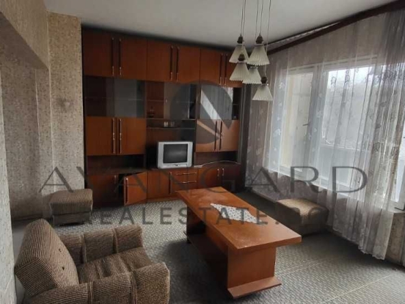 Тристаен апартамент в Пловдив, Кючук Париж - 92 кв.м за 1343 €/кв.м - Снимка #1