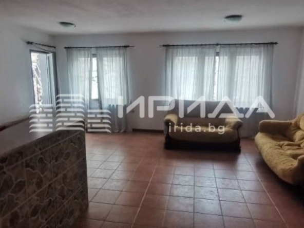Тристаен апартамент в София, Белите брези - 115 кв.м за 1326 €/кв.м - Снимка #1