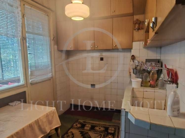 Двустаен апартамент в Пловдив, Център - 57 кв.м за 1790 €/кв.м - Снимка #1