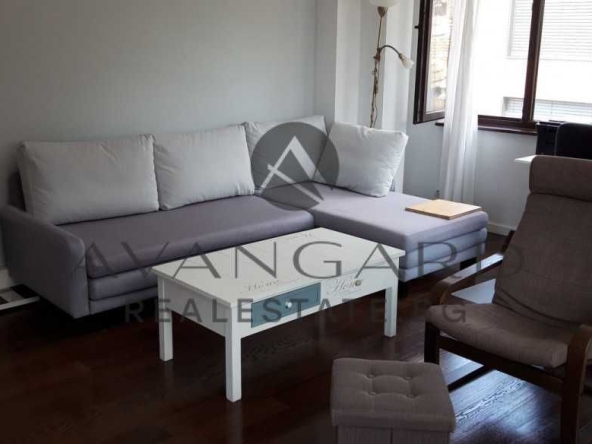 Тристаен апартамент в Пловдив, Център - 80 кв.м за 2793 €/кв.м - Снимка #1