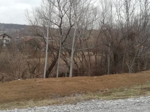 Парцел в с. Драгичево, Област Перник - 500 кв.м за 80 €/кв.м - Снимка #1