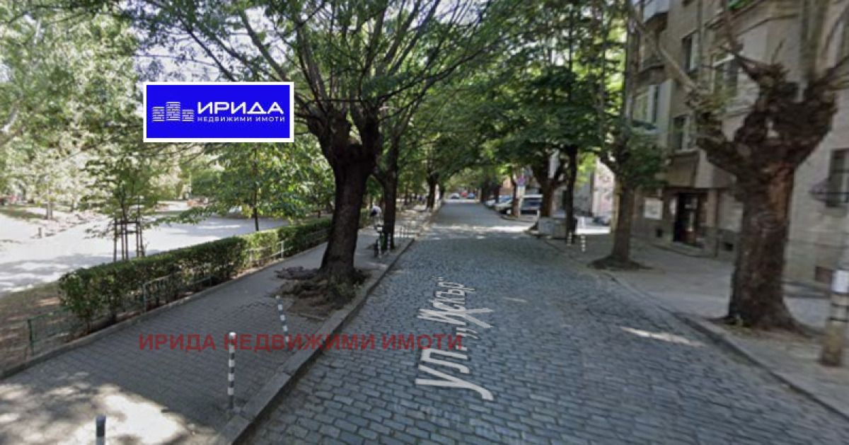Тристаен апартамент в София, Център - 100 кв.м за 2168 €/кв.м - Снимка #1
