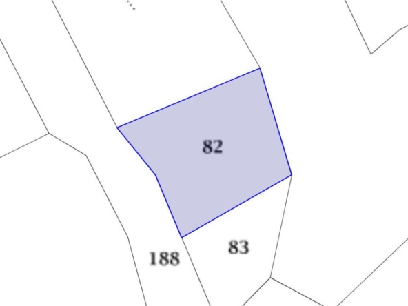 Земеделски имот в с. Гълъбово, Област Пловдив -  кв.м за 34685 €/дка - Снимка #1