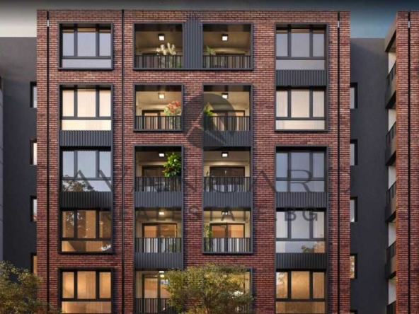 Тристаен апартамент в Пловдив, Христо Смирненски - 157 кв.м за 922 €/кв.м - Снимка #1